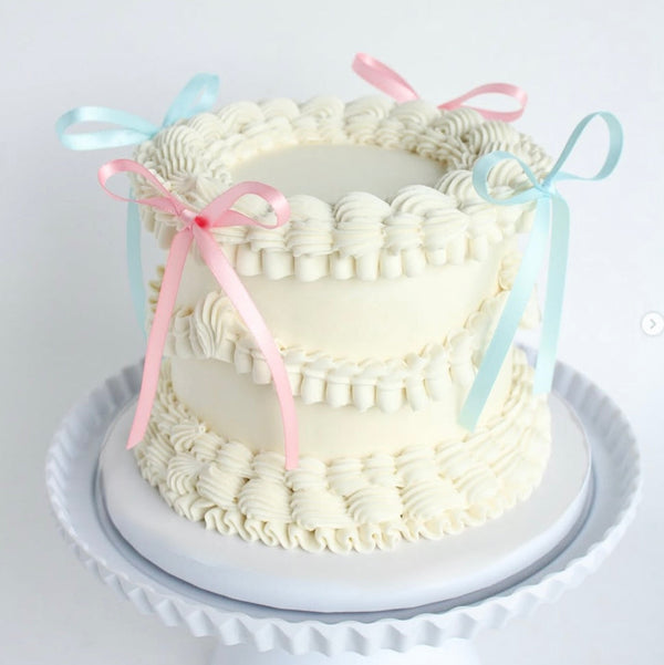 Gender Reveal Bow Cake
